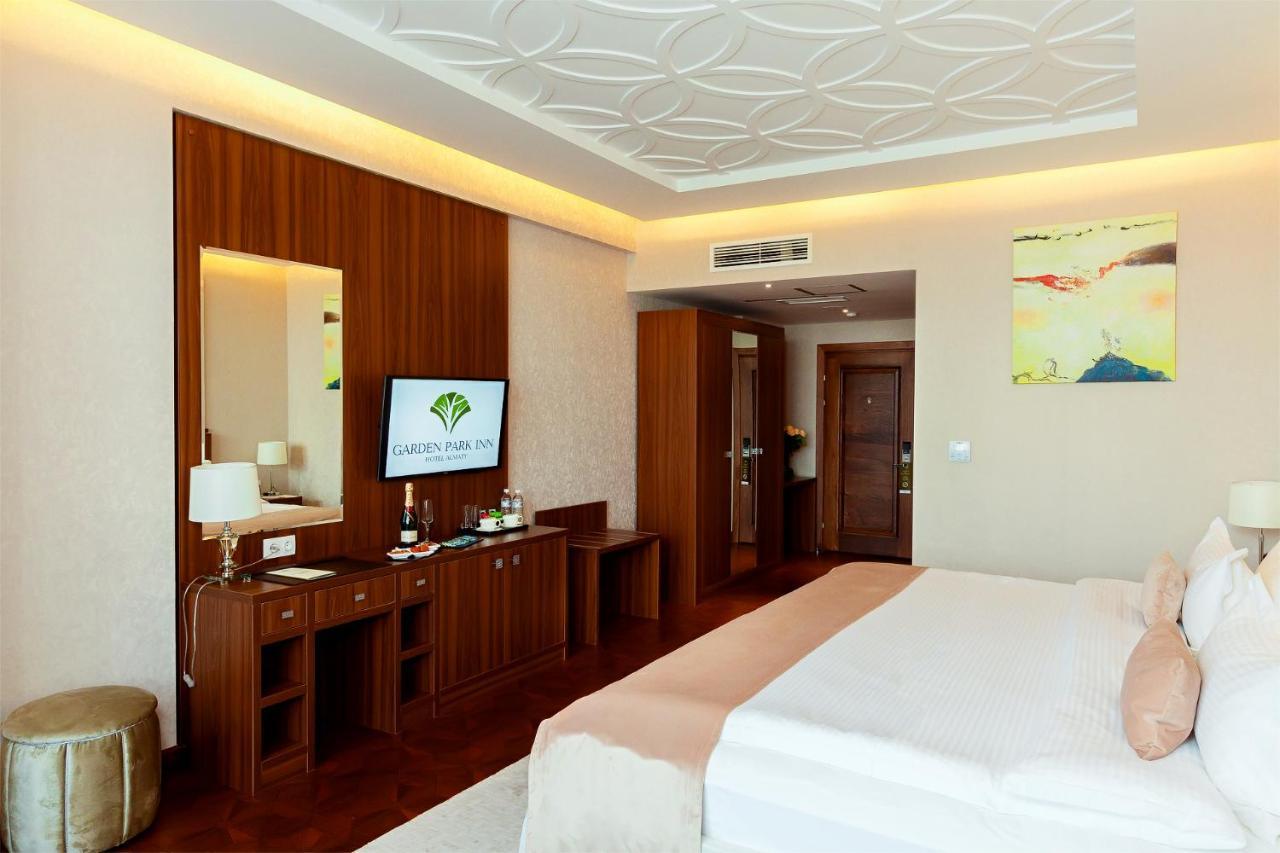 Garden Park Inn Almaty Eksteriør billede