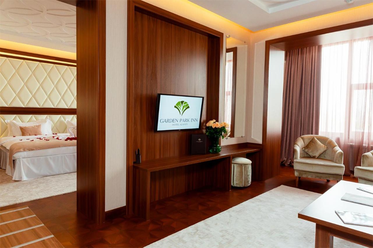 Garden Park Inn Almaty Eksteriør billede